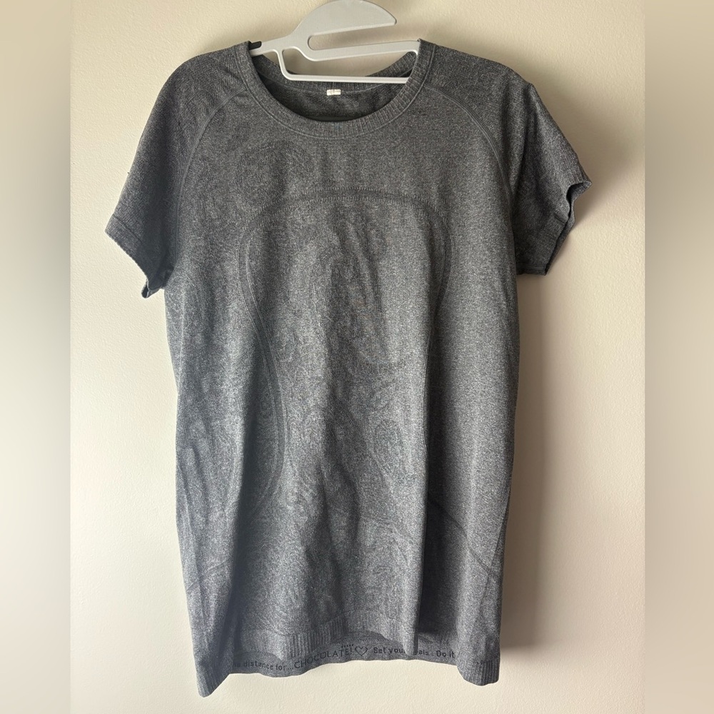 Lululemon Swiftly t-shirt